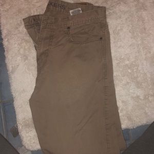 Men’s Dockers Khakis